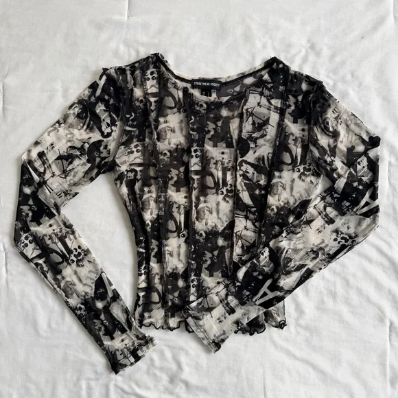 Streetwear Society Black & White Abstract Mesh Long Sleeve Top - Picture 1 of 10